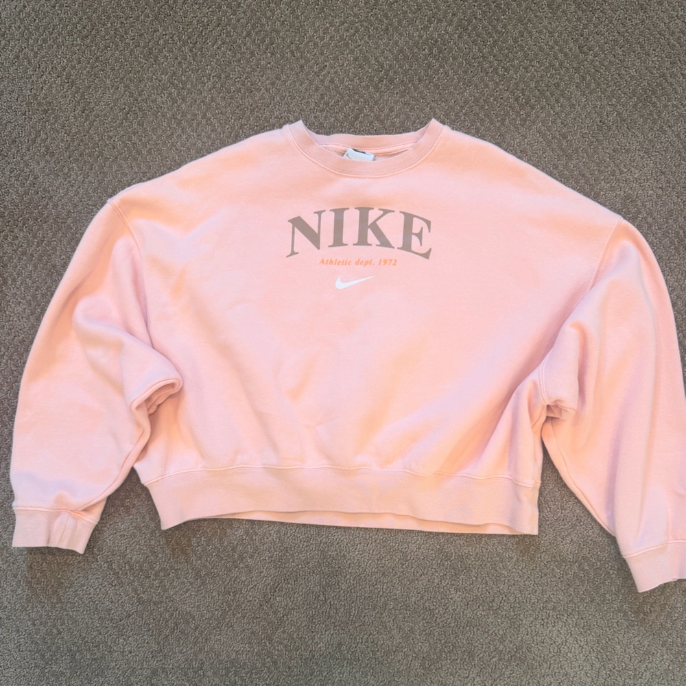 Nike Girls’ Blush Crew Neck Sweatshirt